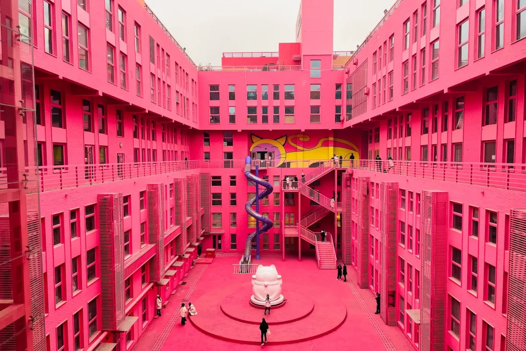 arhitectură roz